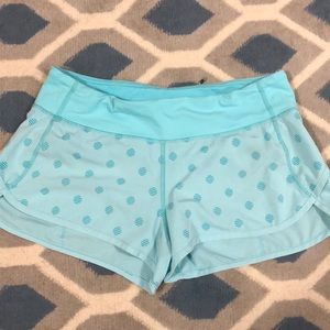 EUC Lululemon speed shorts size 6